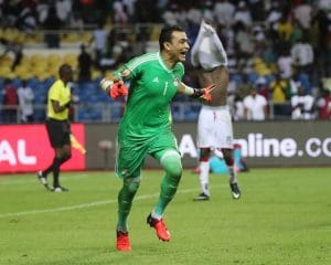 عصام الحضري