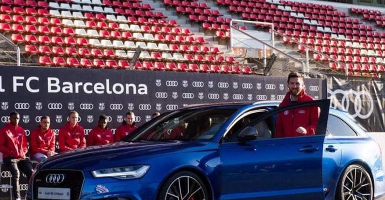 لاعبي برشلونة