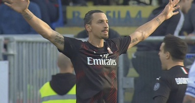 إبراهيموفيتش يسجل أول أهدافه ويقود الميلان للفوز على كالياري بالدوري الإيطالي