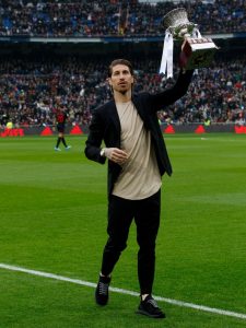 لاعبي إشبيلية