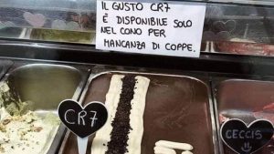 جماهير نابولي