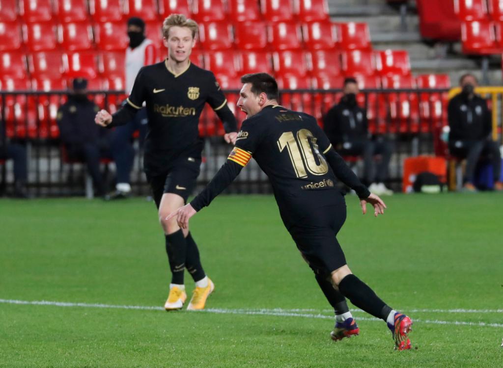 برشلونة وغرناطة ..ميسي وجريزمان يقودان البارسا للفوز برباعية فى الليجا(فيديو)