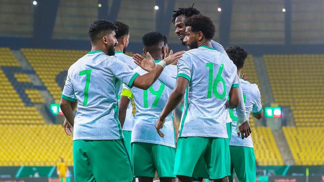 منتخب السعودية يحسم تأهله لكأس آسيا والتصفيات النهائية للمونديال(فيديو) | ستاد الأهلي