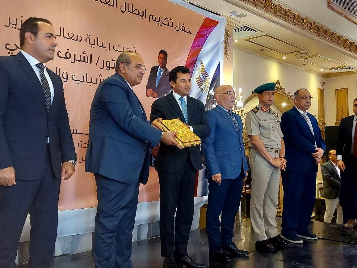 مظاهرة حب فى إحتفالية الكاراتيه بتكريم أبطال العالم والأوليمبياد وقادة الوسط الرياضى فى مصر