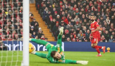 صلاح يقود ليفربول بفوز كبير علي ليستر سيتي في الدوري الانجليزي