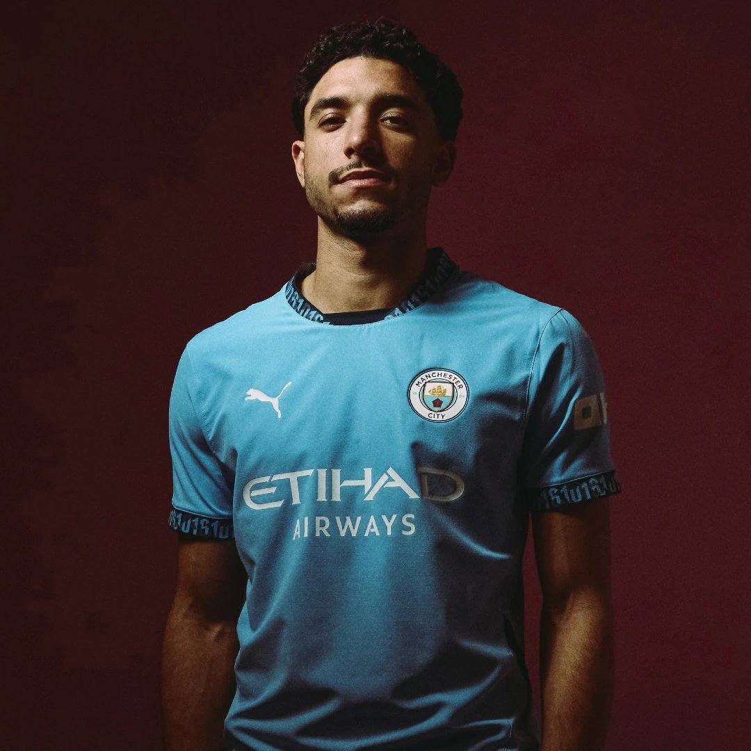 لحظة تاريخيـــة الحلم يتحقق.. عمر مرموش لاعبًا رسميًا لـ مانشستر سيتي