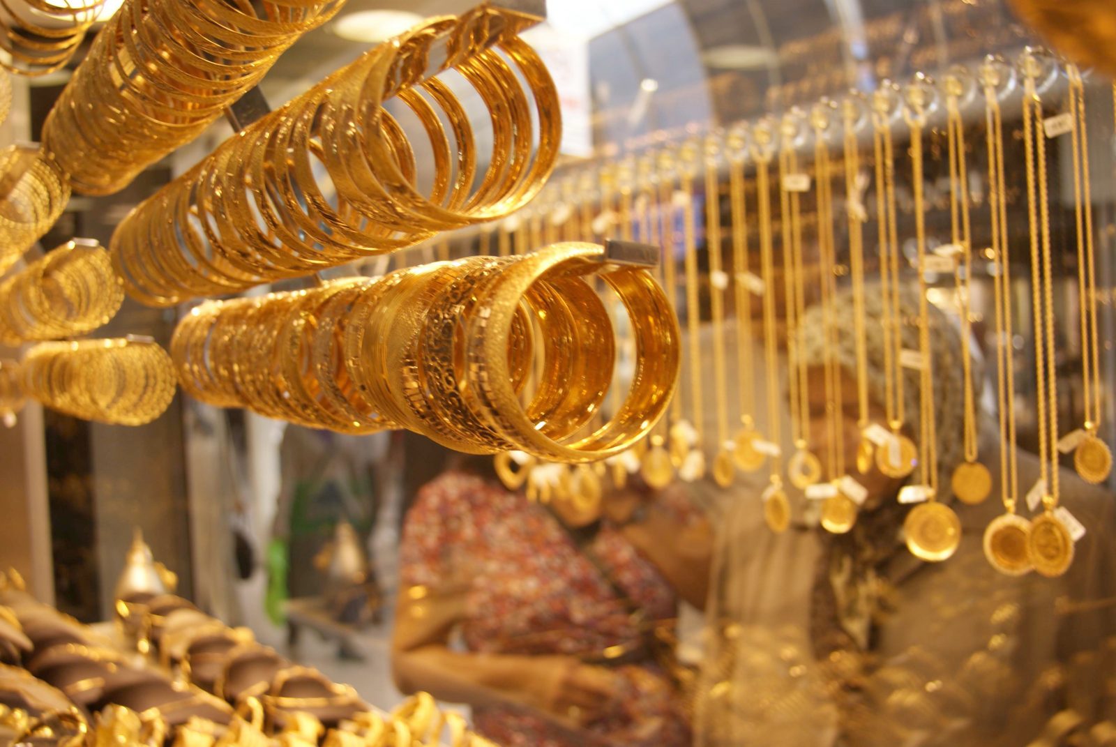 سعر الذهب اليوم عيار 21 الآن