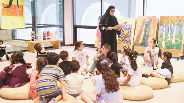 «أبوظبي للغة العربية» يطلق مبادرة «نقرأ للأطفال»