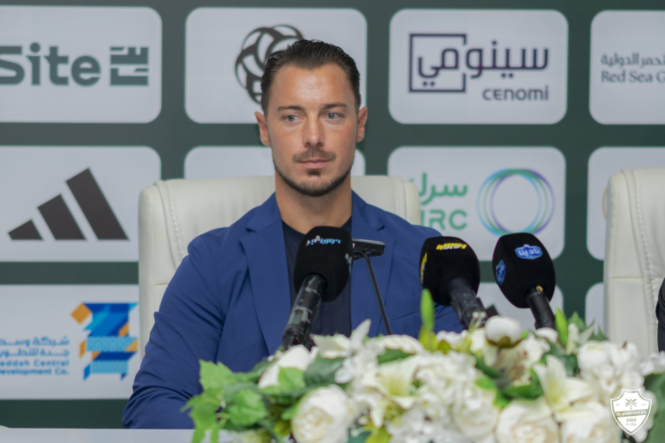 أهلي جدة يستبعد المغامرة بإشراك ميندي أمام الشباب