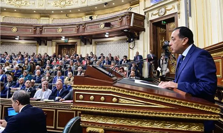 مدبولى: حوض النيل يستقبل 1660 مليار متر مكعب أمطار سنويا يصل دولتي المصب منها 84 مليارا فقط
