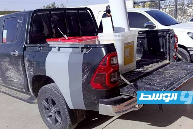 توزيع المواد الانتخابية على مراكز الاقتراع ببلديتي الجفرة وخليج السدرة