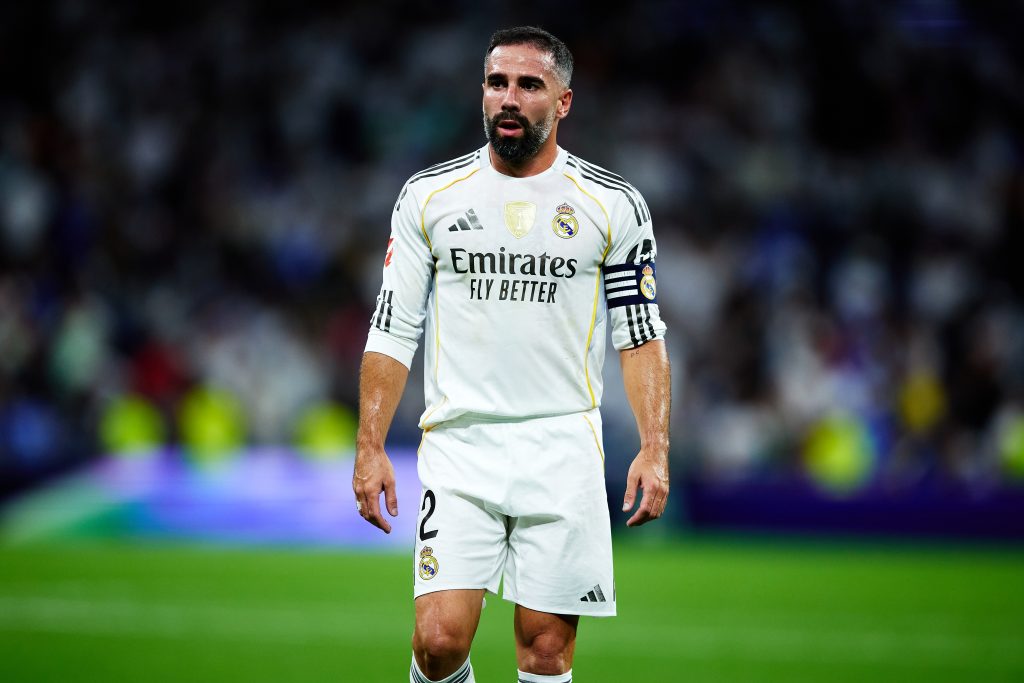 معركة البقاء.. كارفخال يتمسك بفرصته في ريال مدريد