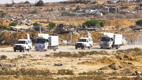 «رفات المحتجزين» تهدد المرحلة الثانية في اتفاق غزة