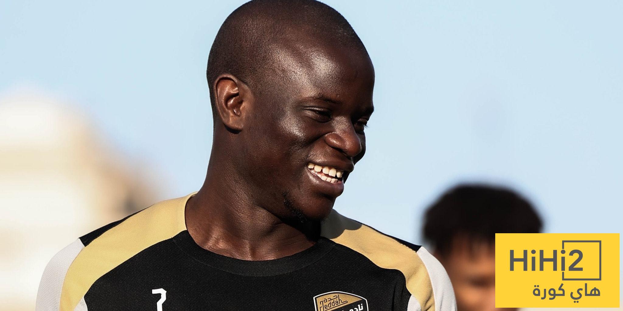 إشادة هائلة بـ نغولو كانتي من لاعب اليونايتد السابق