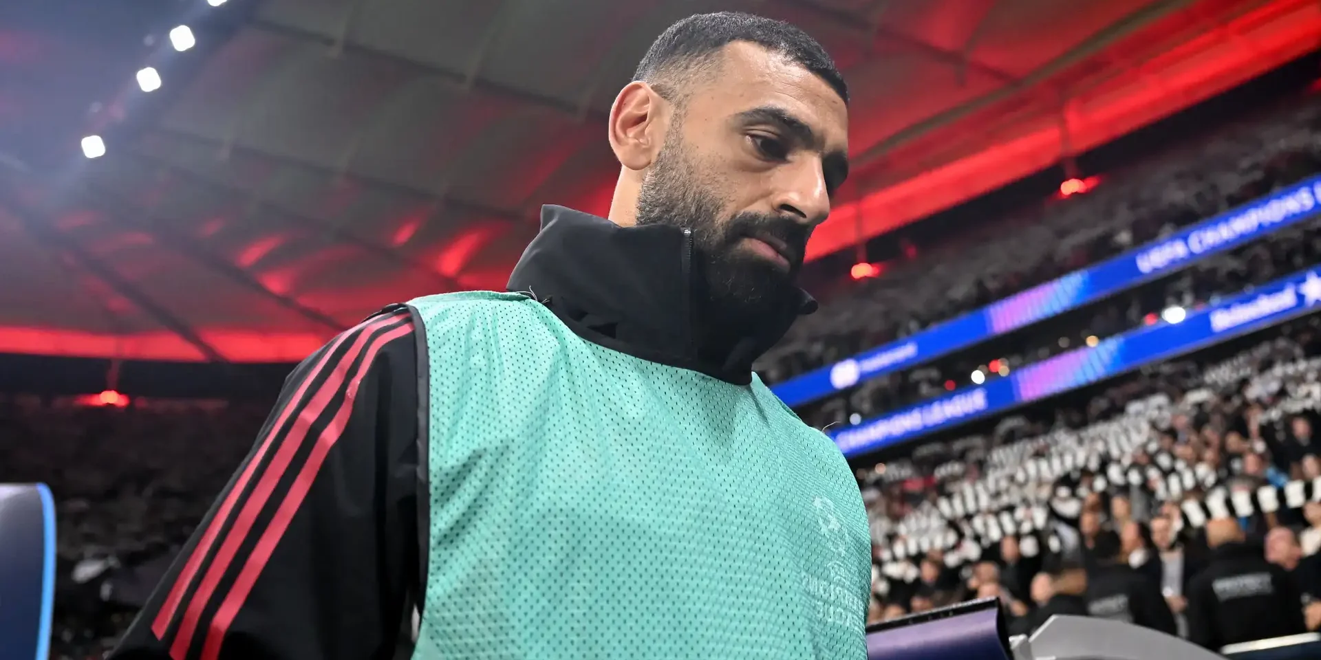 سلوت يعلق على أزمة مع صلاح التهديفية مع ليفربول