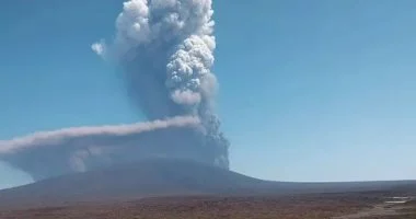 انفجار بركاني في إثيوبيا يثير القلق العالمي ويجبر تحذيرات جوية بسبب انبعاثات ثاني أكسيد الكبريت