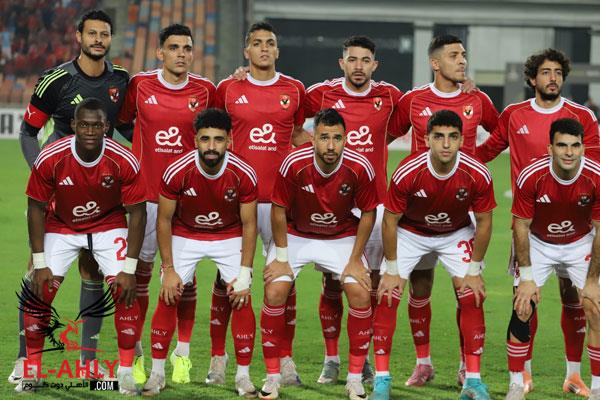 تذاكر مباراة الأهلي والجيش الملكي تنفد سريعًا: عشاق كرة القدم وسط زحام حجز غير مسبوق!