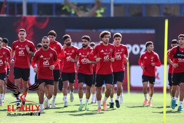 الأهلي يبعث أجواء الفرح بين جماهيره بأخبار مفرحة تنتظرها الأعين