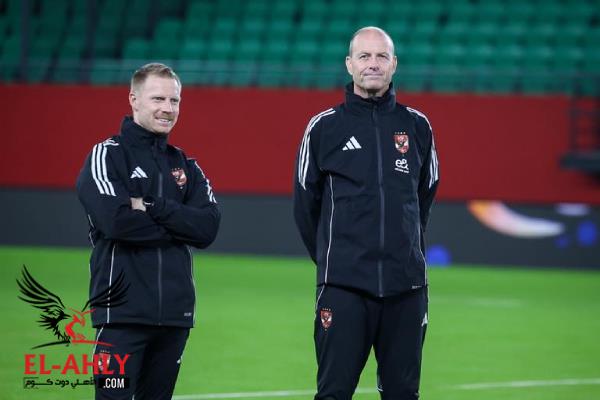 توروب يقدم جلسة تحفيزية لنجوم الأهلي قبل المواجهة المرتقبة ضد الجيش الملكي