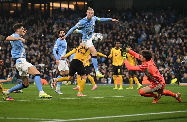 الفوز على دورتموند ينقل «سيتي» إلى الوضع الجيد