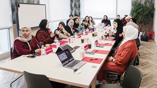 وفد رائدات الأعمال الإماراتيات يواصل جولته التدريبية في شنغهاي