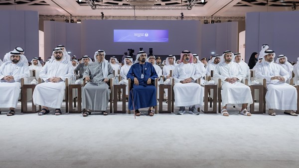 بحضور محمد بن راشد.. عمار بن حميد يكرم الفائزين بالنسخة الثانية من جائزة الإمارات للذكاء الاصطناعي