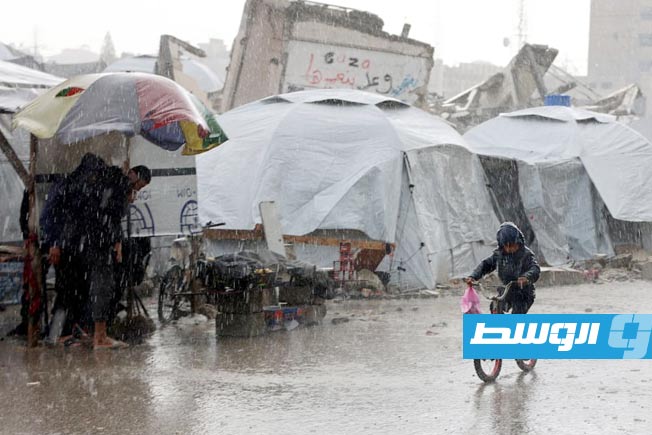 مئات آلاف العائلات في غزة تواجه خطر البرد والأمطار مع اقتراب الشتاء