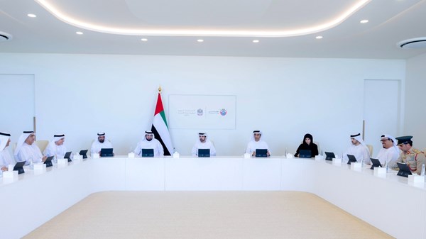 حمدان بن محمد: برؤية محمد بن راشد نمضي بخطوات ثابتة نحو المستقبل