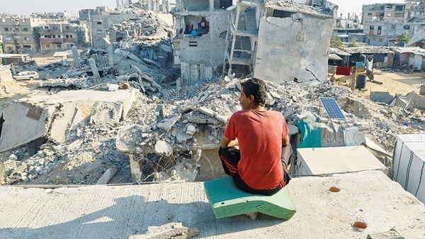 الحكومة الفلسطينية تطالب بتمكينها من تولي مسؤولياتها في غزة