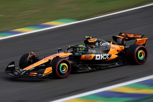 نوريس «أول المنطلقين» في سباق السرعة بـ «جائزة البرازيل»