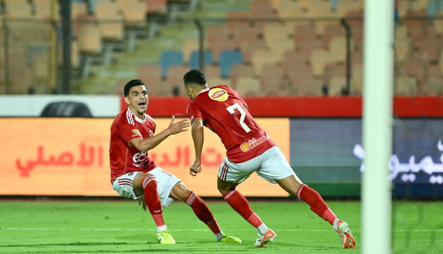 تريزيجيه يوجه رسالة لناشيء الأهلي…