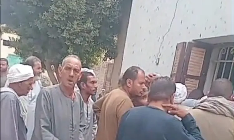 زيادة 30 جنيهًا في الجوال.. مزارعو نجع حمادي بقنا يستغيثون بسبب رفع الجمعية الزراعية بالقمانة لأسعار الأسمدة