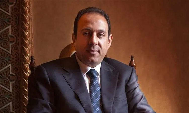 «الصعيد أصل مصر يا إعلامية أوي».. عمر هريدي يتحدى سمر فودة بـ100 دعوة بالزي البلدي للمتحف الكبير