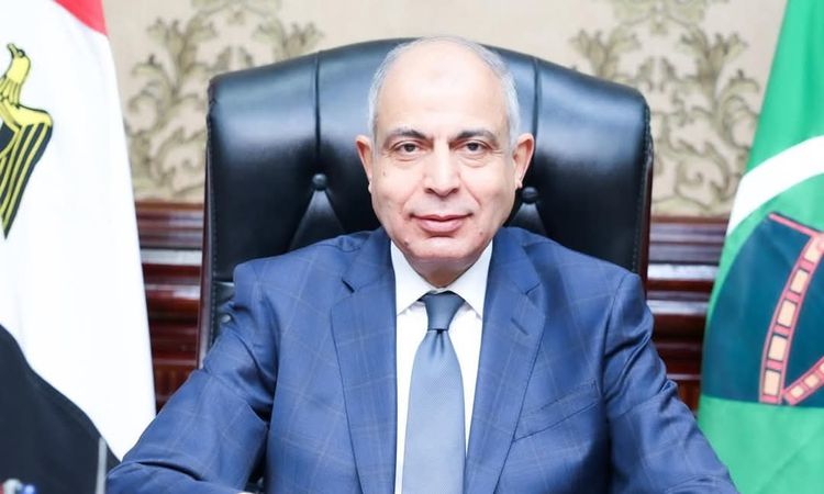 محافظ المنيا يُعلن رفع درجة الاستعداد القصوى ويوجه بتحديث خطط مواجهة السيول