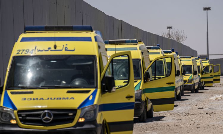 انقلاب سيارة سوزوكي يصيب 5 أشخاص بطريق أسيوط الصحراوي في الفيوم
