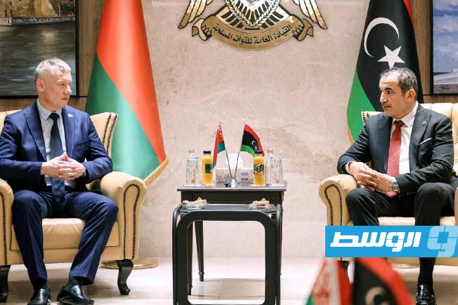 وفد أمني من بيلاروسيا يصل بنغازي