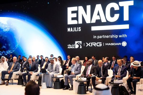 مجلس «ENACT» يناقش سبل توفير طاقة موثوقة واستثمارات طموحة لدعم عصر الذكاء الاصطناعي