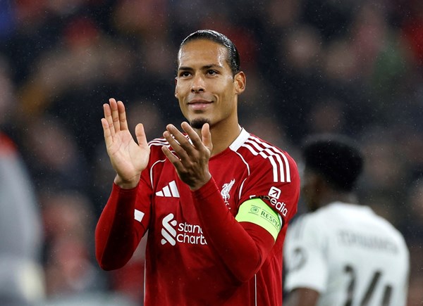 فان دايك بعد الفوز على ريال مدريد: «كل شيء يبدأ من الدفاع»