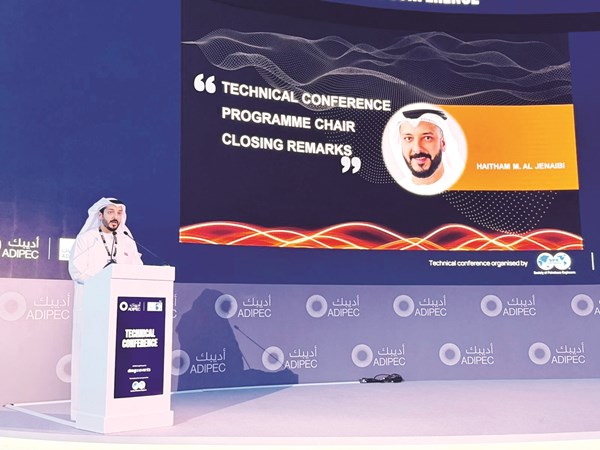 هيثم الجنيبي رئيس المؤتمر لـ«الاتحاد»: 1137 جهة تمثل 93 دولة شاركت بالمؤتمر التقني لـ«أديبك 2025»