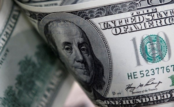 الدولار يتراجع مع ترقب خفض الفائدة الأميركية