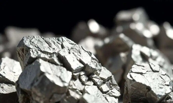 أزمة جديدة تضرب سوق المعادن.. نقص «الإيتريوم» العالمي يهدد صناعات الطيران والطاقة والرقائق