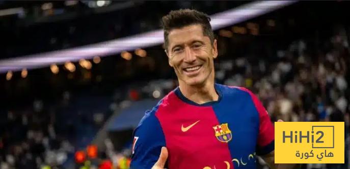 ليفاندوفسكي يتألق في دوري أبطال أوروبا: أرقام قياسية تعكس قوة المهاجم البارز