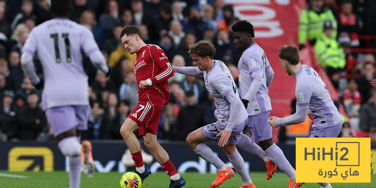 ليفربول يتفوق على برايتون في الشوط الأول ويضع قدمًا نحو الفوز