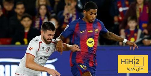 أجواء مشحونة في ملعب كامب نو: برشلونة يستعد لمواجهة أوساسونا في مباراة مصيرية