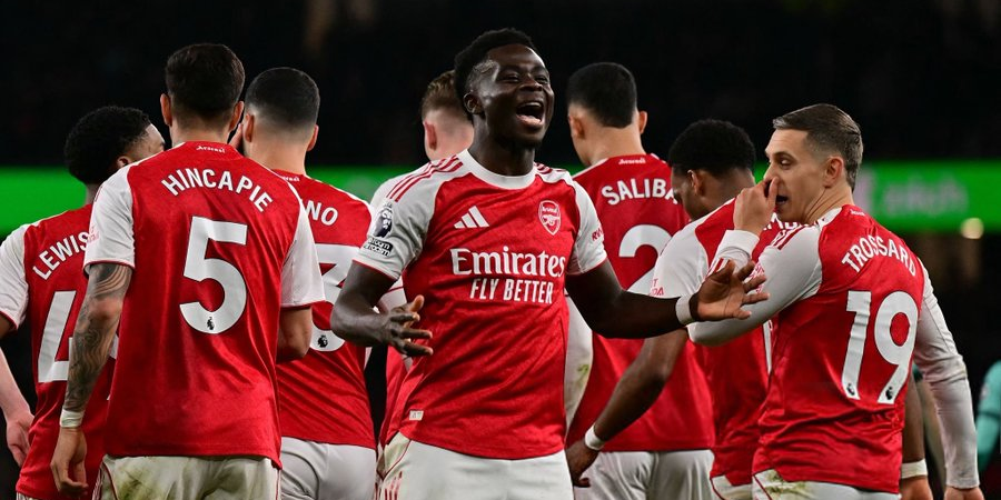 أرسنال يقترب من القمة بعد سحق وولفرهامبتون في الدوري الإنجليزي