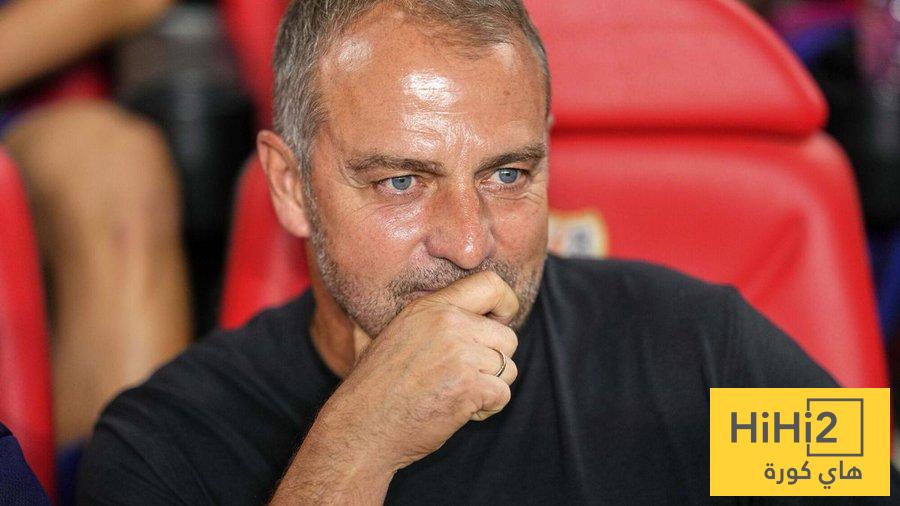 فليك يُعيد تشكيل خط الدفاع: استراتيجيات جديدة لتعزيز أمان الفريق هذا الموسم