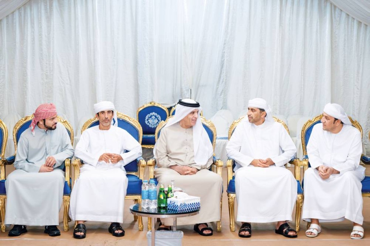 ستاد الاهلي :  سعود بن صقر يعزي في وفاة حمد عبدالله نهيل العرياني