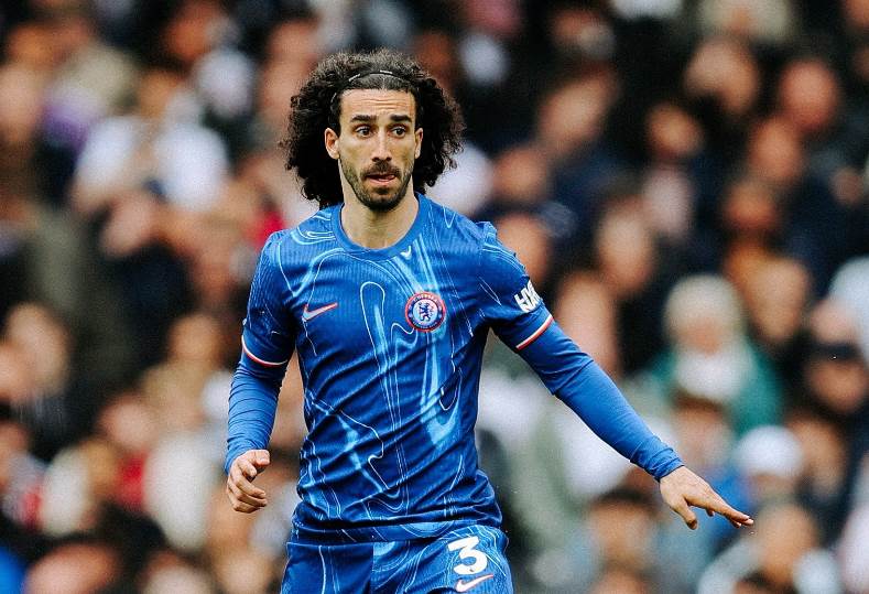 ستاد الاهلي :  تشيلسي يعاقب كوكوريلا بعد مغازلة برشلونة.. على طريقة إنزو فيرنانديز