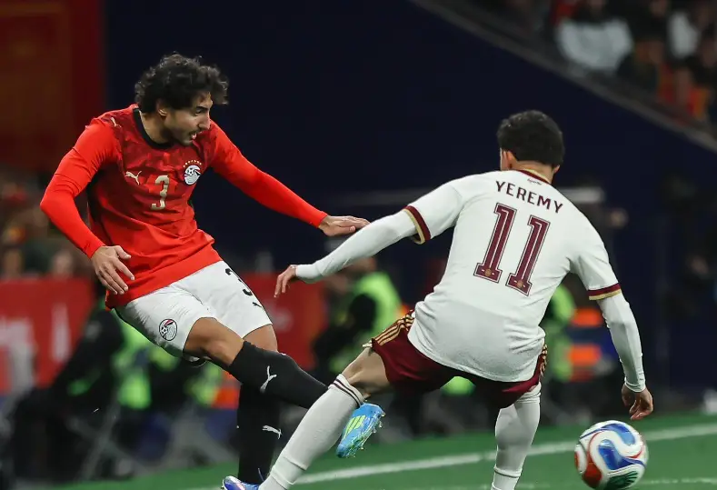 ستاد الاهلي :  طبيب منتخب مصر يكشف تفاصيل إصابة محمد هاني وإسلام عيسى