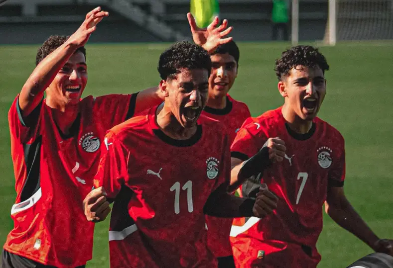 ستاد الاهلي :  وزير الشباب والرياضة يهنئ منتخب مصر لكرة القدم للناشئين على تأهله لأمم أفريقيا